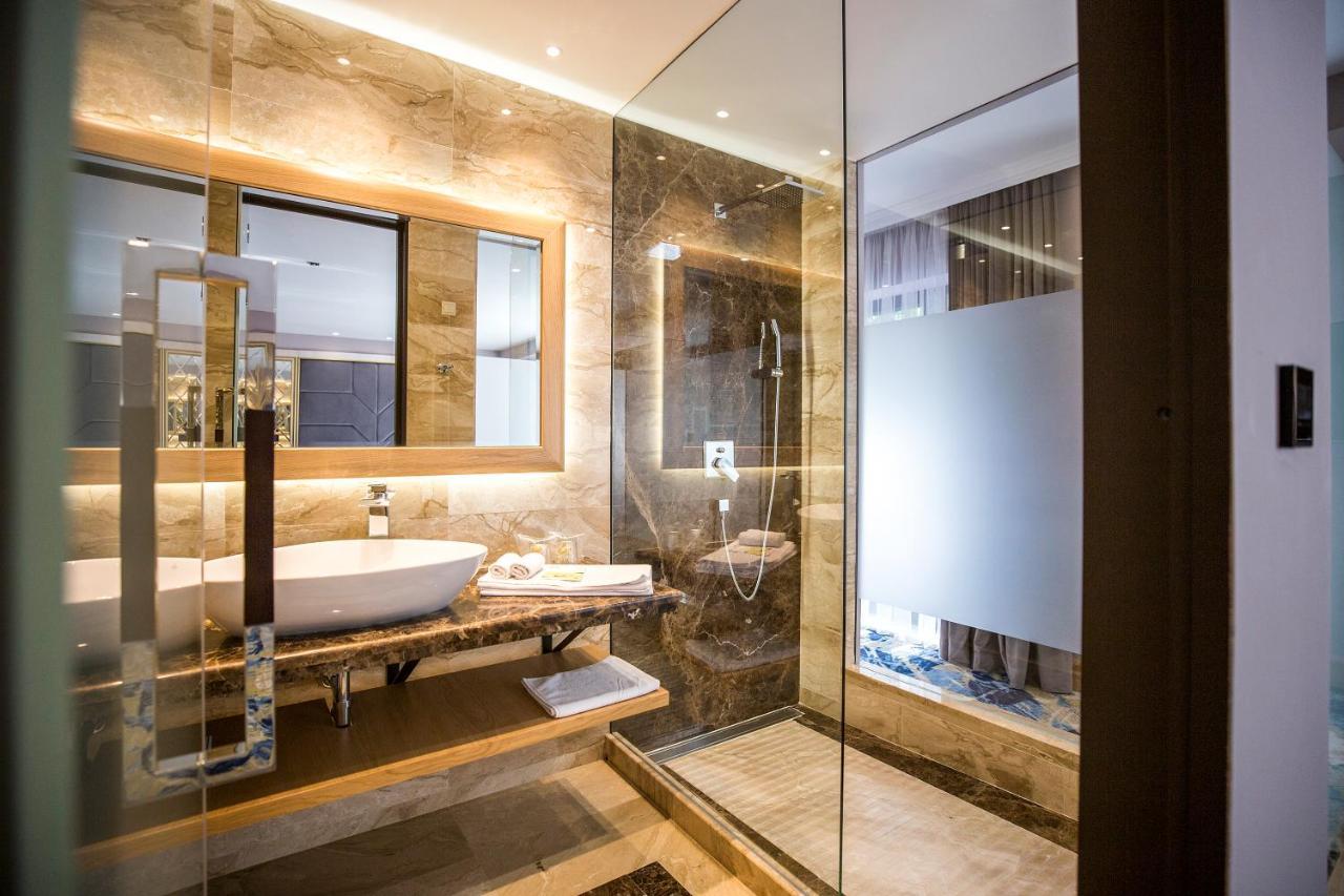 A Hoteli - Hotel Park วรินรัชกา บานยา ภายนอก รูปภาพ Bathroom