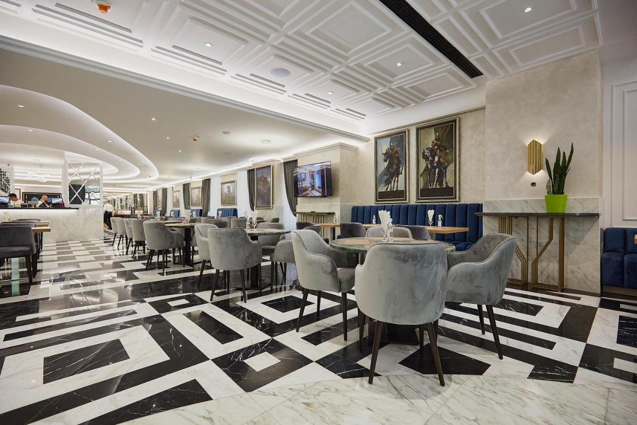 A Hoteli - Hotel Park วรินรัชกา บานยา ภายนอก รูปภาพ The lounge at the airport