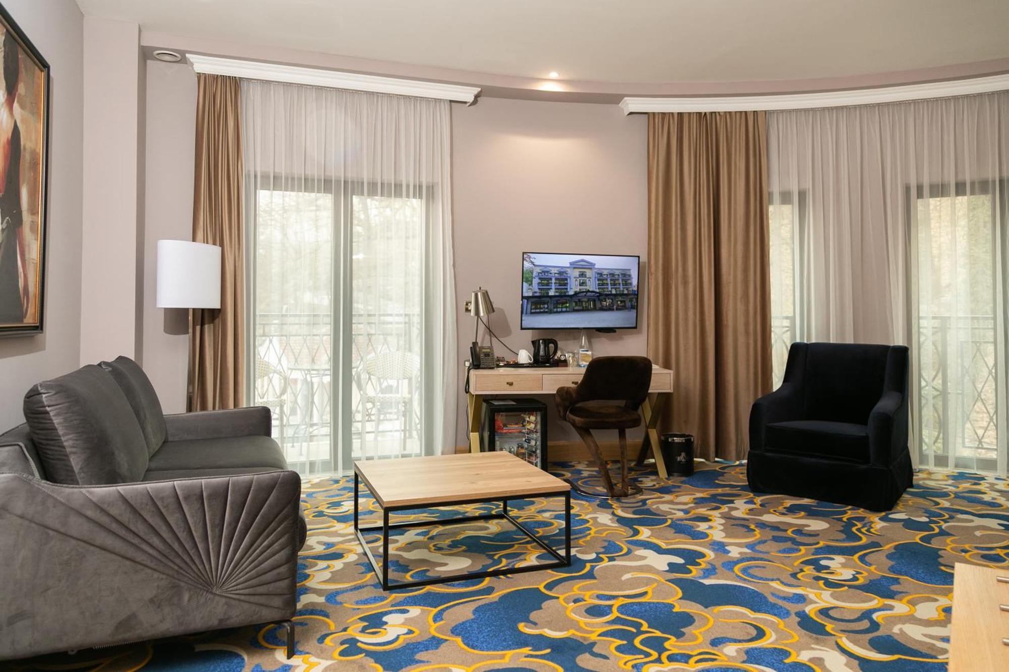 A Hoteli - Hotel Park วรินรัชกา บานยา ภายนอก รูปภาพ Living room